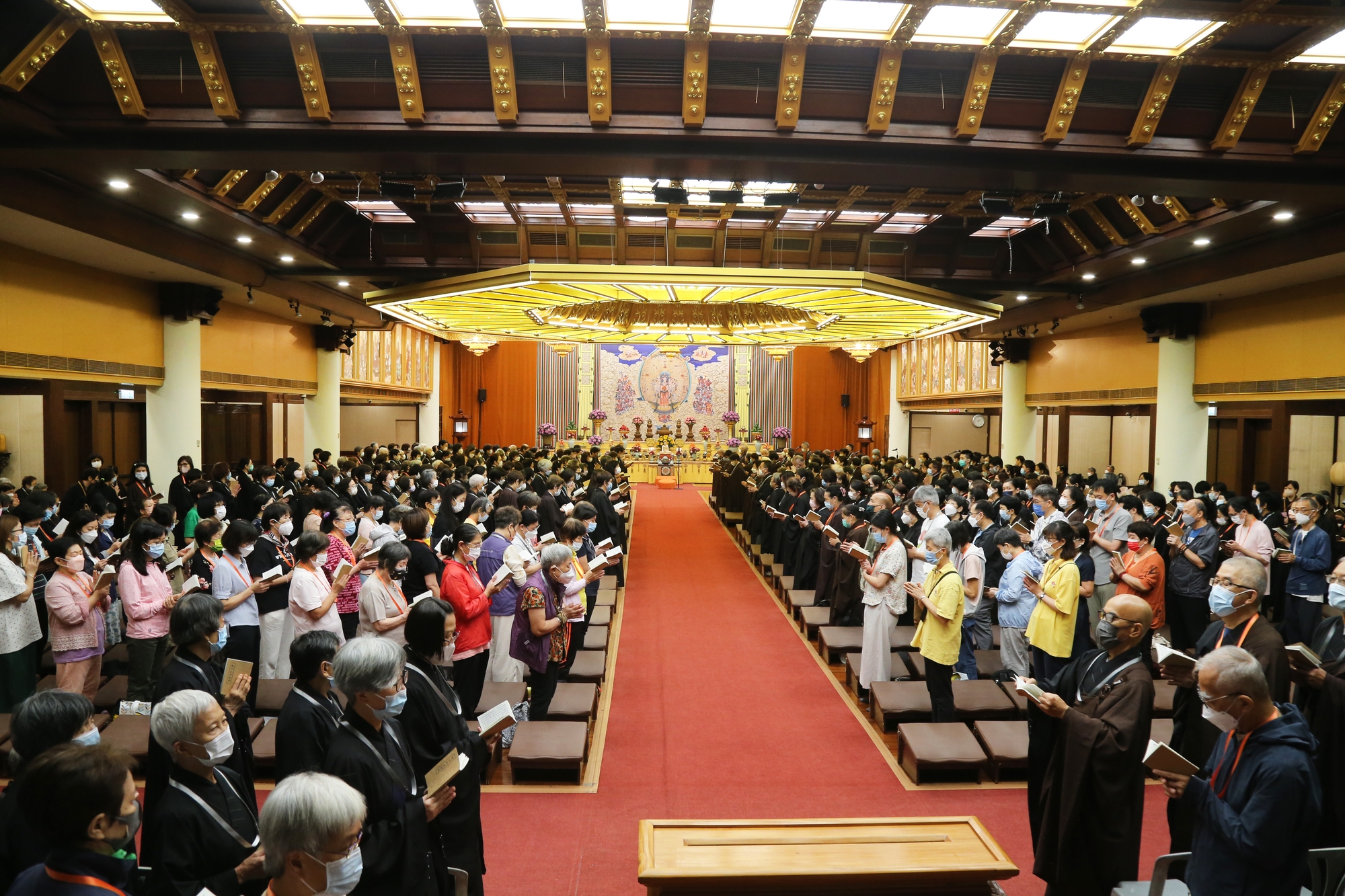 观音诞法会仪式中
